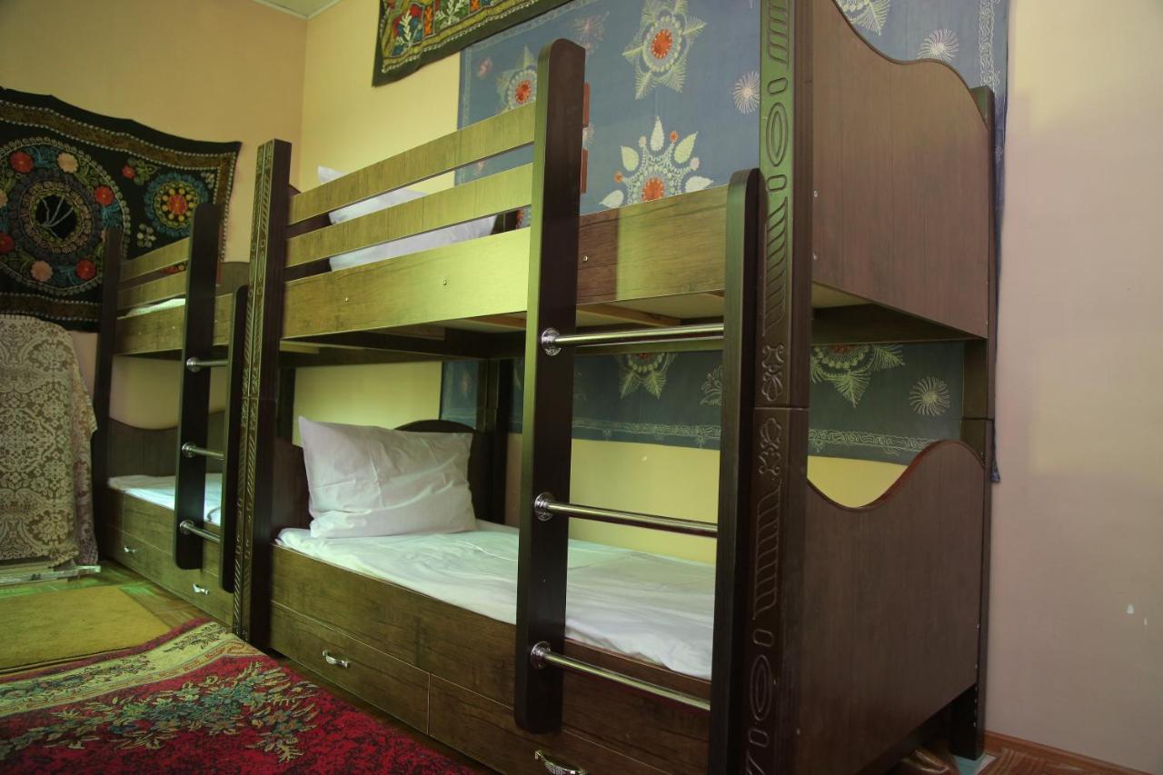 Gulsara Hostel Samarkand Exterior photo