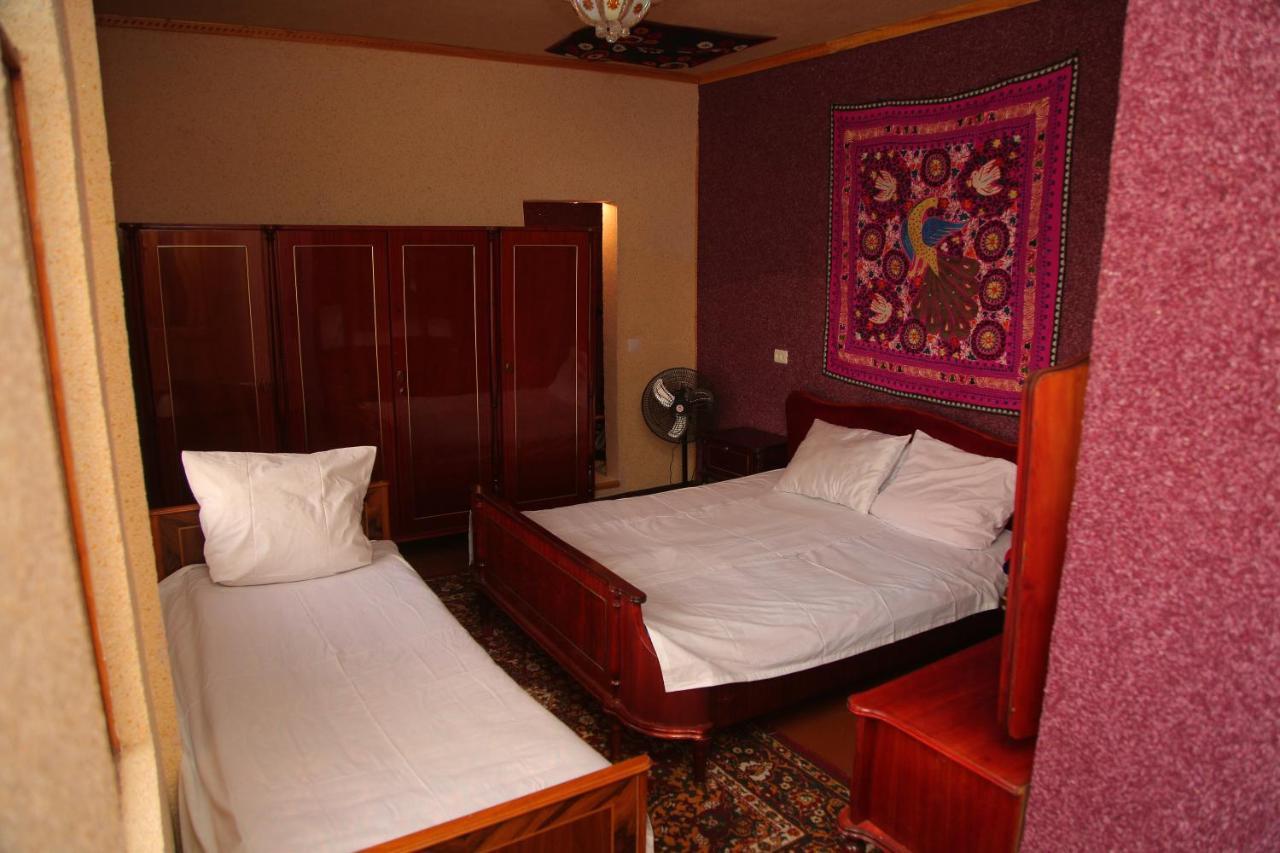 Gulsara Hostel Samarkand Exterior photo
