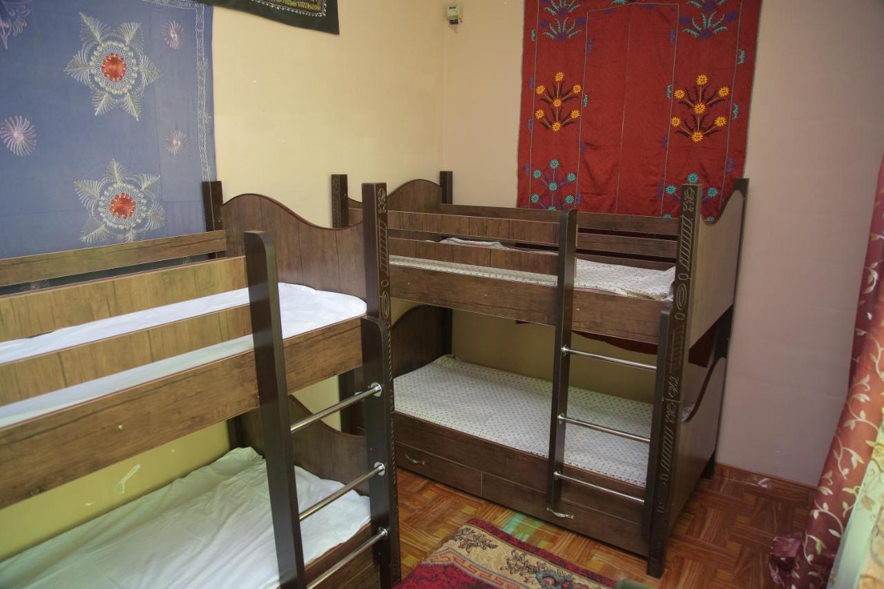 Gulsara Hostel Samarkand Exterior photo